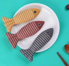 Linen Feline Fish Play