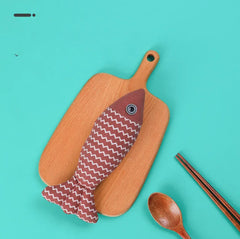 Linen Feline Fish Play
